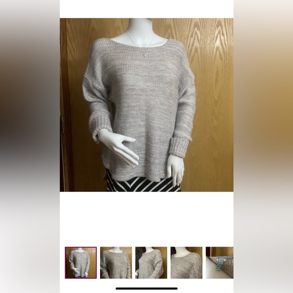 Not so mystery box 9 items- 3 new woman medium sweaters leggings earrings + more - Picture 4 of 15